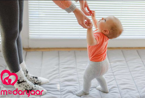 نوزاد نه ماهه و هر آنچه که والدین لازم است در مورد رشد فیزیکی و شخصیتی او بدانند