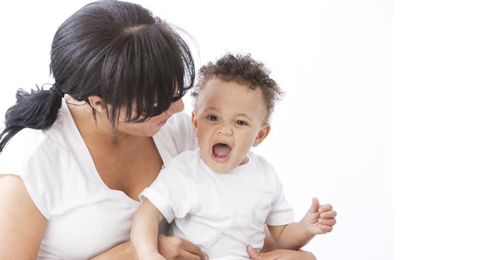 حرف زدن نوزاد