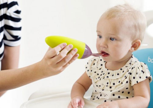 سرلاک خوری نوزاد