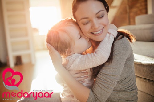 بغل کردن نوزاد