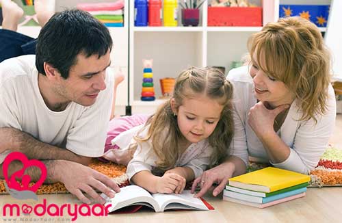 کتاب خواندن برای کودک